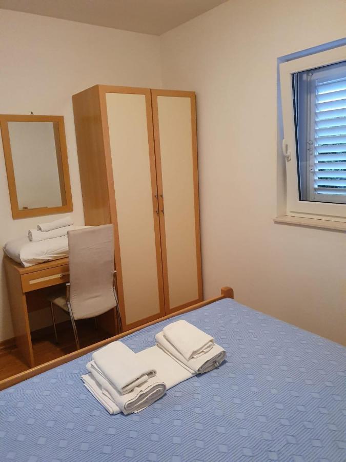 Aparthotel Marina Gromela Mirca  Экстерьер фото