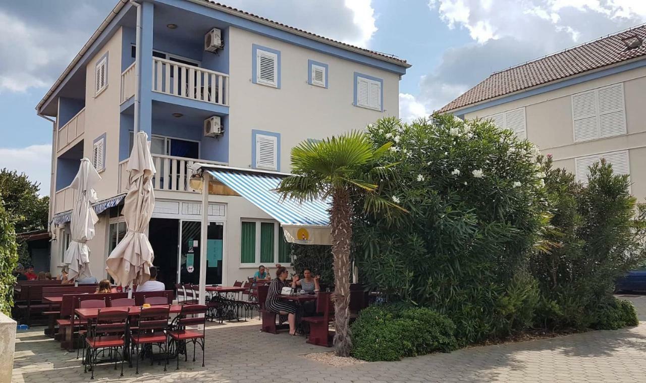 Aparthotel Marina Gromela Mirca  Экстерьер фото