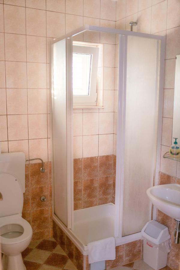Aparthotel Marina Gromela Mirca  Экстерьер фото
